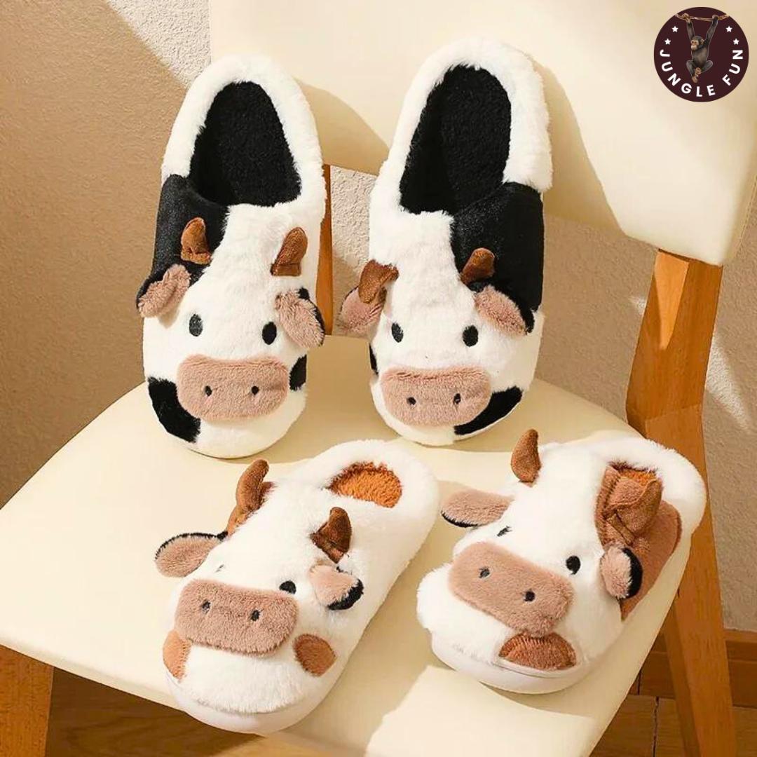 🐮 Cute Cow Slippers