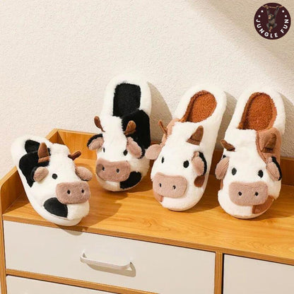 🐮 Cute Cow Slippers
